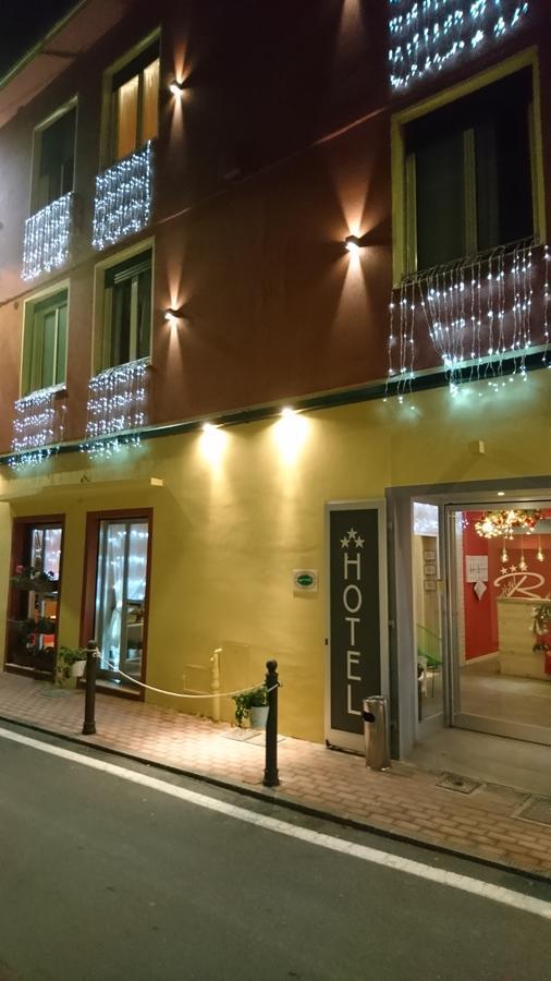 Hotel Raphael Bordighera Exterior photo